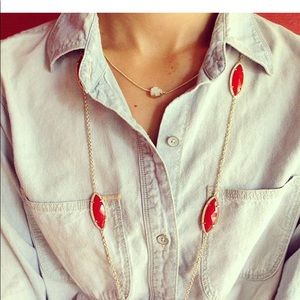 Kendra Scott necklace